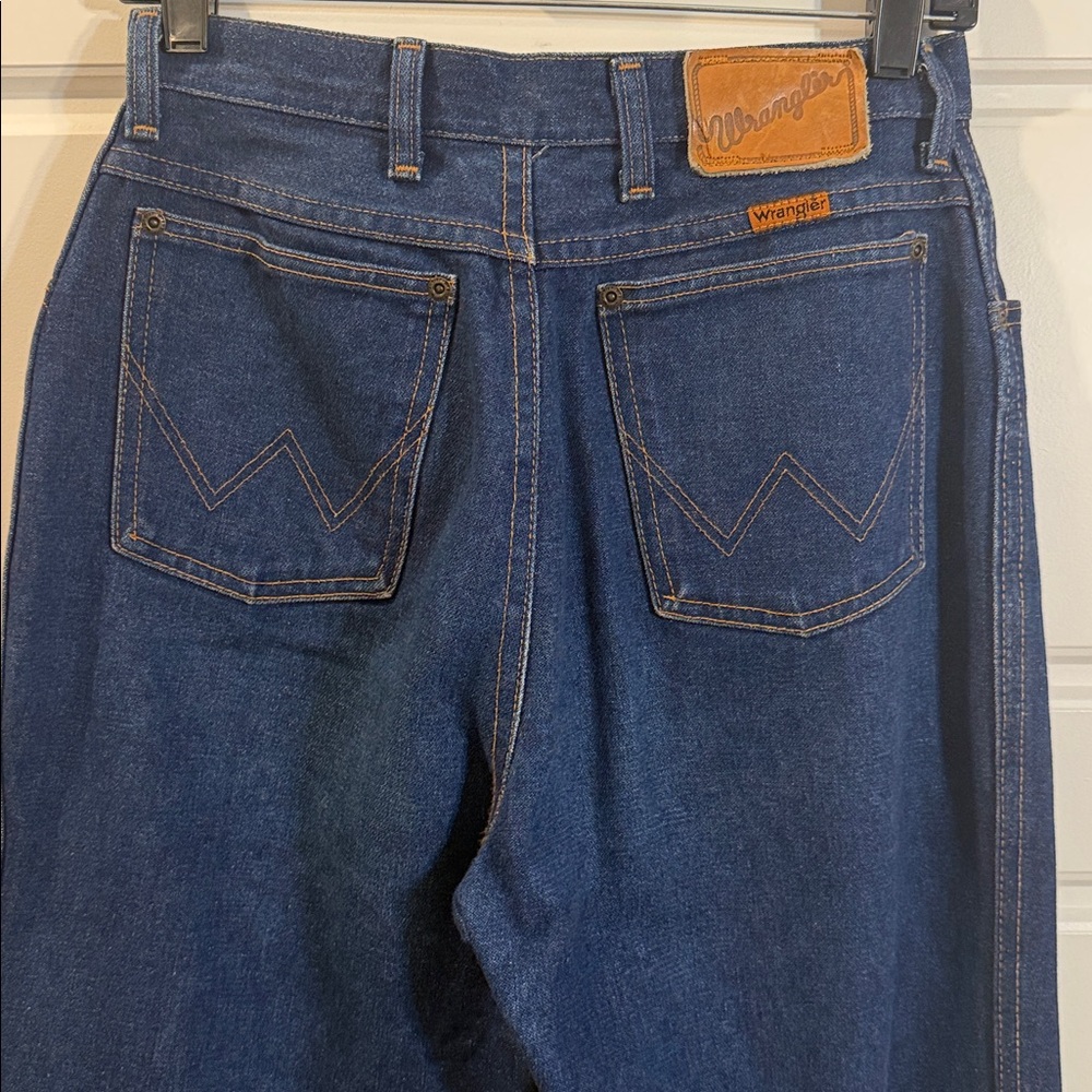 1970s Wrangler Vintage High-Waist Wide Leg Leather Patch jeans frayed bottoms 12 - Picture 2 of 8